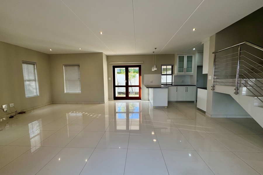 To Let 3 Bedroom Property for Rent in Graanendal Western Cape